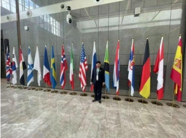 心怀宏谋恒虑远 意東 精诚铸口 一一访新疆达围然建筑装饰集团有限公司创始人 阿布都热依木·依力