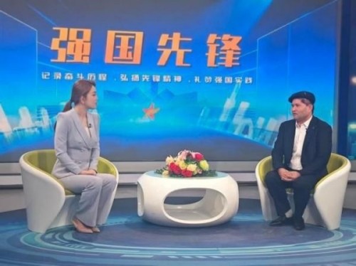 建党百五风华茂 匠心筑疆践初心——达围然阿布都热依木·依力