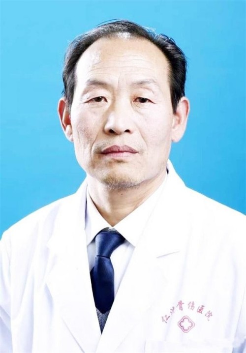 医脉承古 文墨传家—— 贾氏家族中医与传统文化交融传承